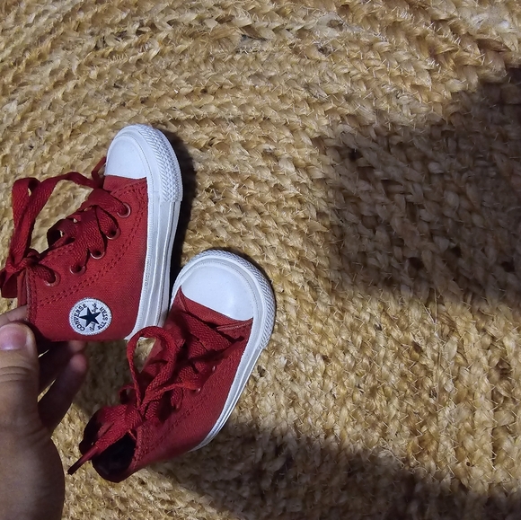 Baby Red Converse - Picture 4 of 5